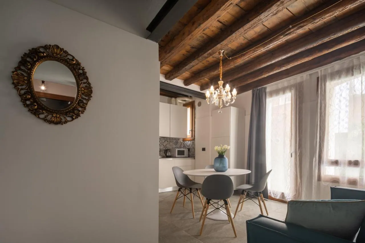 Castello Apartment With Garden R&R Benátky Itálie